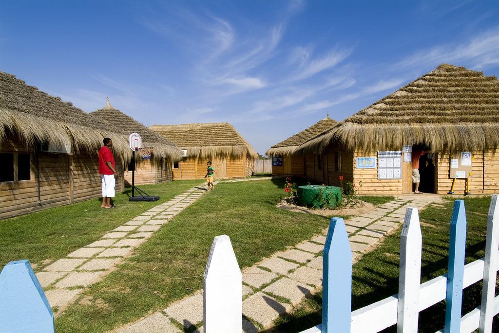 Thalassa Village Skanes 苏塞 外观 照片