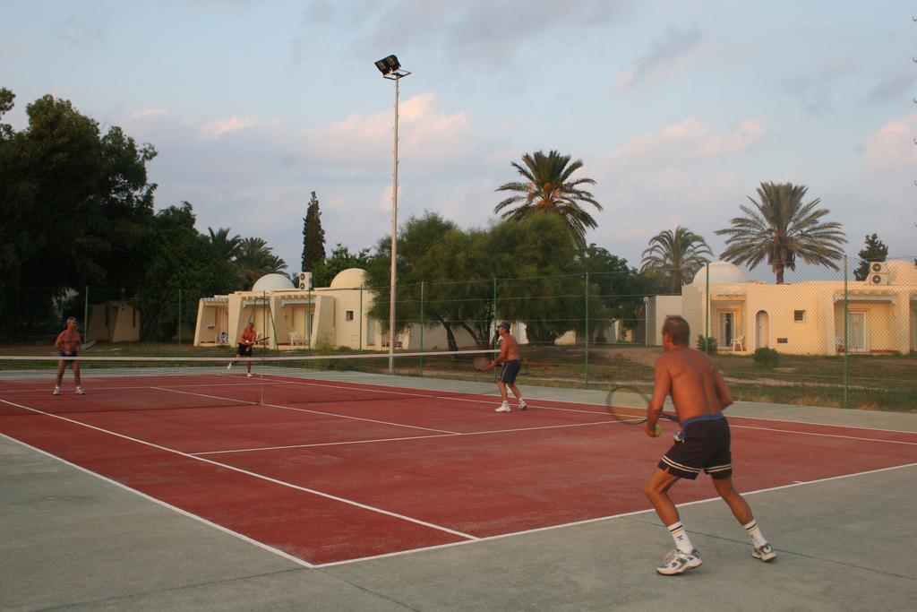 Thalassa Village Skanes 苏塞 外观 照片