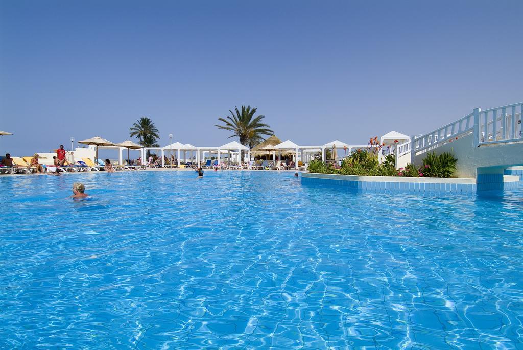 Thalassa Village Skanes 苏塞 外观 照片