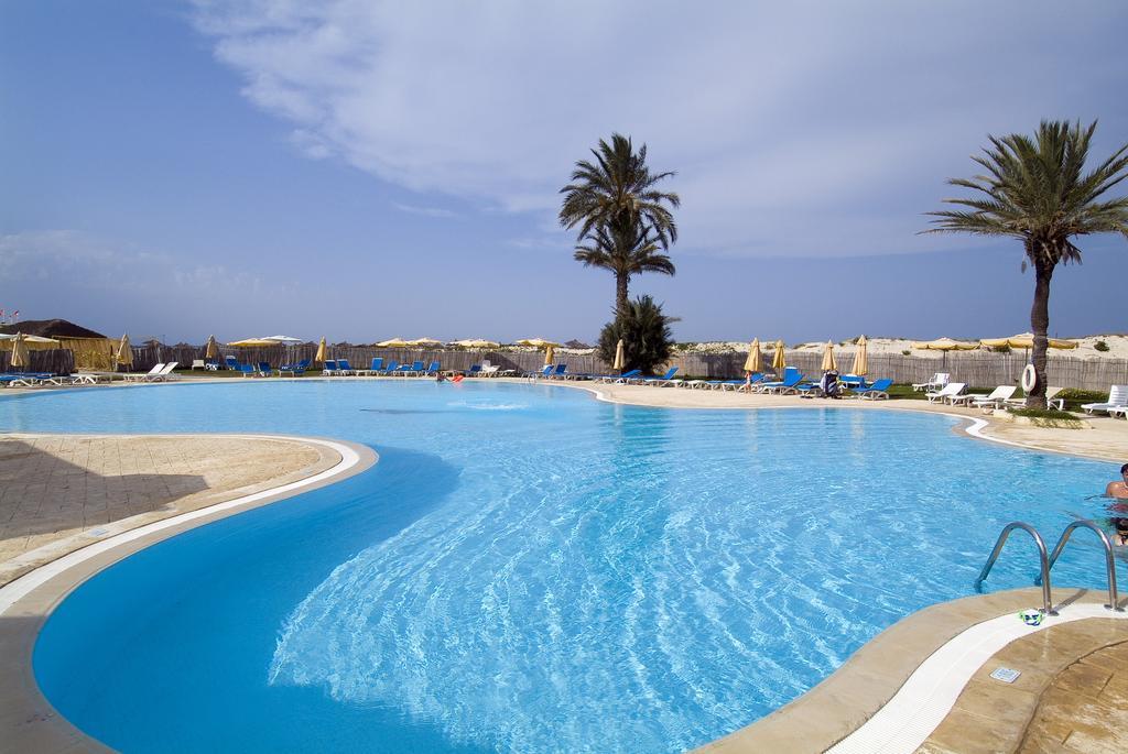 Thalassa Village Skanes 苏塞 外观 照片